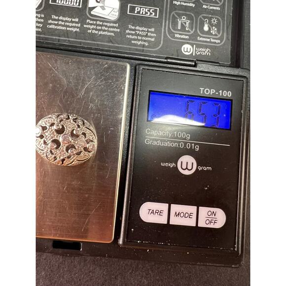 Vintage sterling silver poison locket Maltese cross pendant - Picture 9 of 9